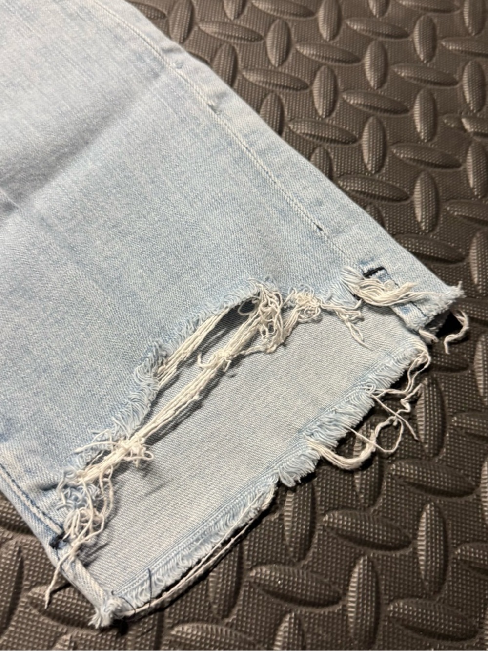 FRAME Le Crop Mini Boot Light Wash Distressed Jeans Size 29 Raw Hem - Picture 10 of 11
